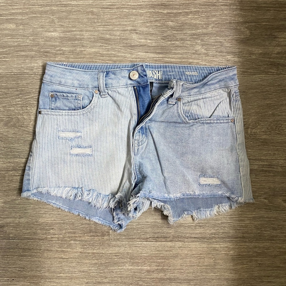 Split color shorts